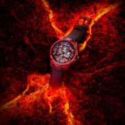SKELETON X MAGMA: UN IMPACTANTE RELOJ DE LUJO ESQUELETADO DE FIBRA DE CARBONO COLOR ROJO LAVA