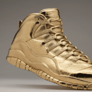 StudyOVO 24K Gold Comisión privada para Drake StudyOVO 24K Gold Comisión privada para Drake