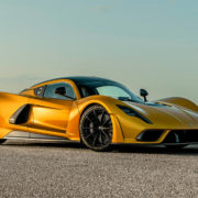 CROPPED2021-Venom-F5-Mojave-Gold_004-01-01-min-2048×1152